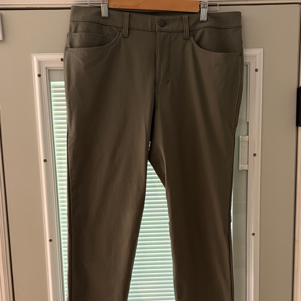 Lululemon ABC Slim Pants 33x34 Grey Sage